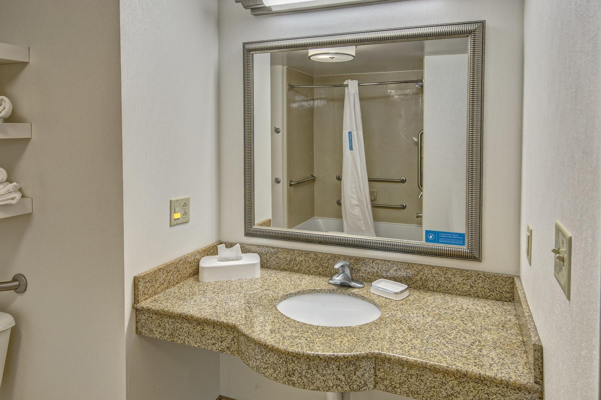Hampton Inn & Suites Toledo-Perrysburg Rossford Extérieur photo
