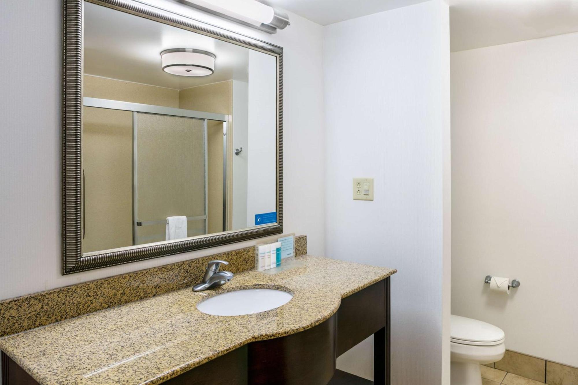 Hampton Inn & Suites Toledo-Perrysburg Rossford Extérieur photo